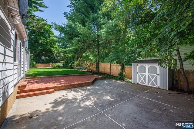 25 West Road, Millburn, NJ 07078