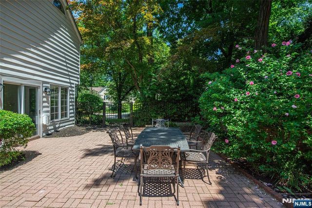 25 West Road, Millburn, NJ 07078