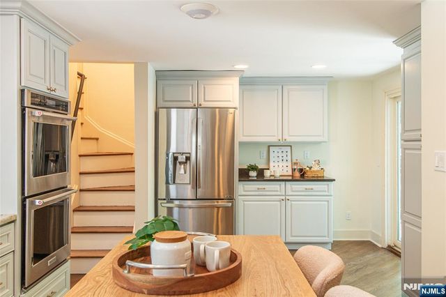 25 West Road, Millburn, NJ 07078
