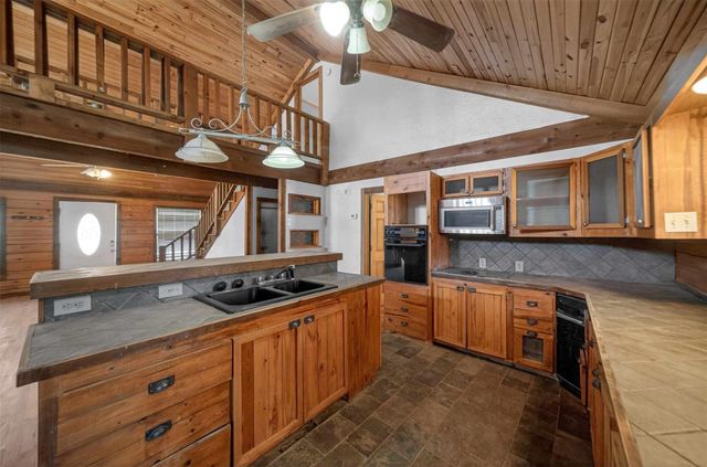 18737 Saddleback Lane, Flint, TX 75762