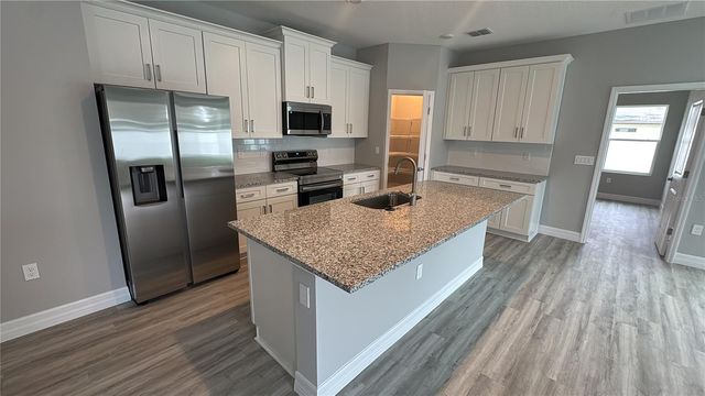 9393 SE 158TH PLACE, Summerfield, FL 34491