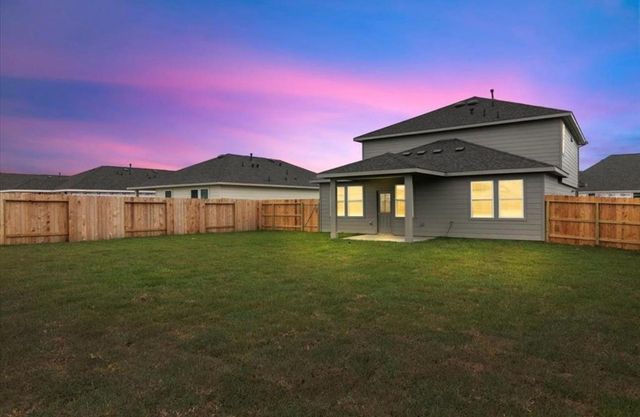 107 Walnut Hill Court, Anahuac, TX 77514