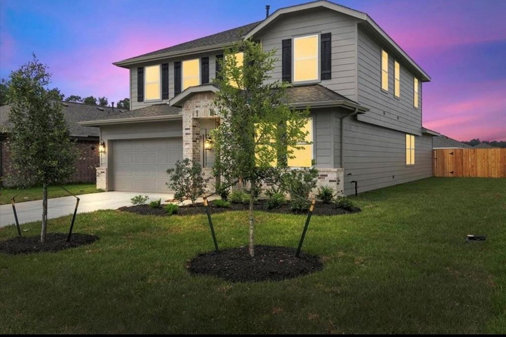 107 Walnut Hill Court, Anahuac, TX 77514