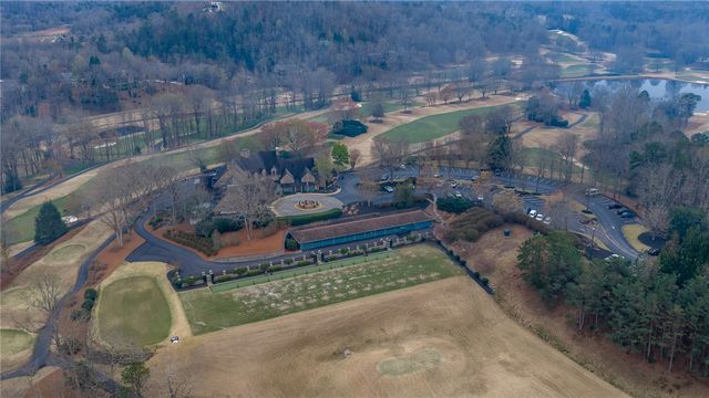 901 Mountain Summit Road, Travelers Rest, SC 29690