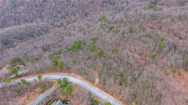 901 Mountain Summit Road, Travelers Rest, SC 29690