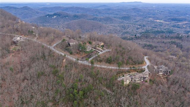 901 Mountain Summit Road, Travelers Rest, SC 29690
