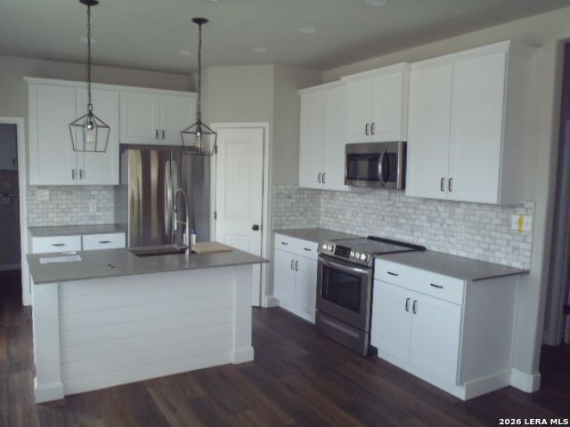 964 ALLENDE ST, Seguin, TX 78155