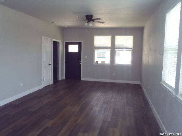 964 ALLENDE ST, Seguin, TX 78155