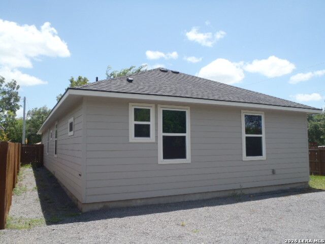 964 ALLENDE ST, Seguin, TX 78155
