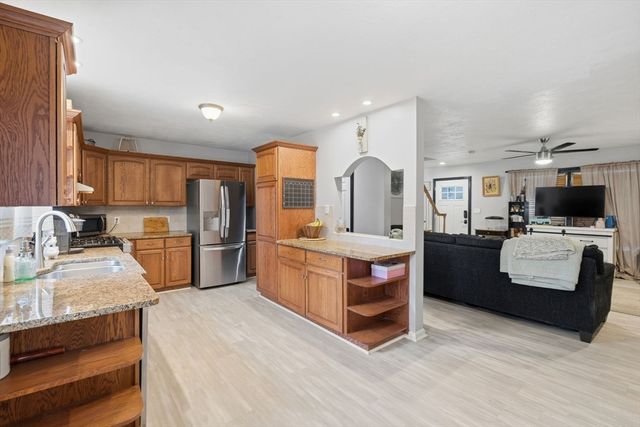 240 Horizon Way, Fall River, MA 02720
