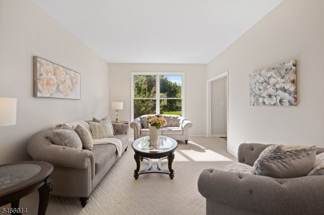 22 Wesley Rd, Hillsborough Twp., NJ 08844