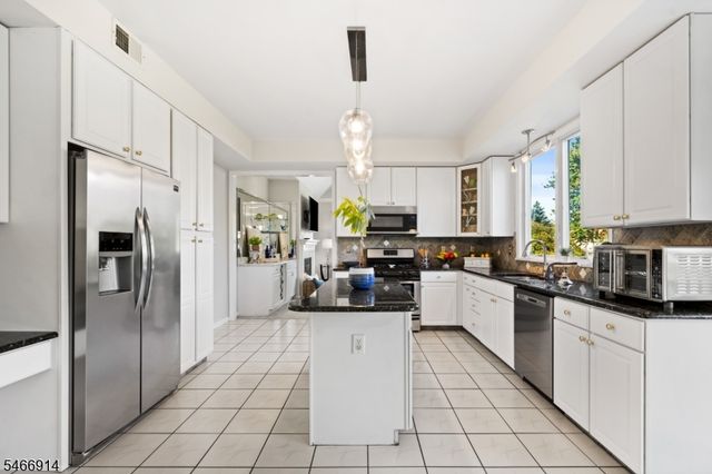 22 Wesley Rd, Hillsborough Twp., NJ 08844