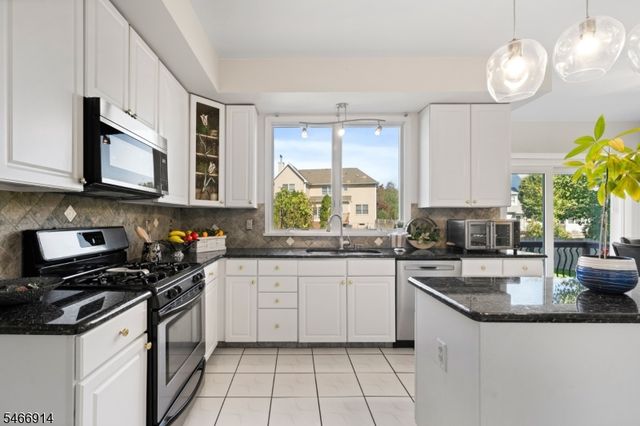 22 Wesley Rd, Hillsborough Twp., NJ 08844