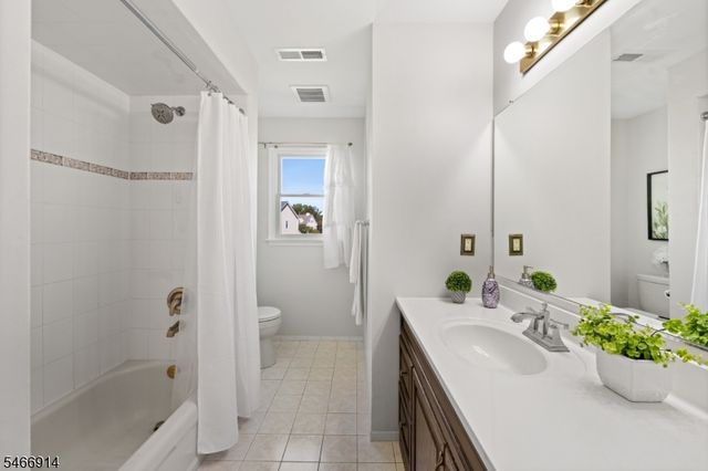 22 Wesley Rd, Hillsborough Twp., NJ 08844