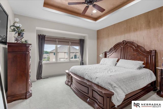 19611 Brookside Lane, Gretna, NE 68028