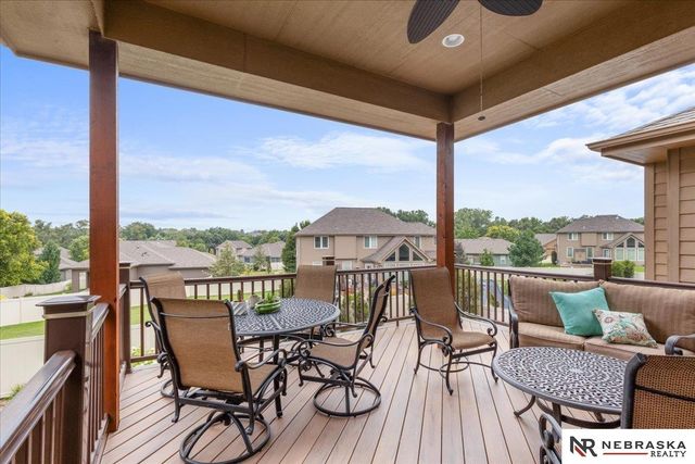 19611 Brookside Lane, Gretna, NE 68028