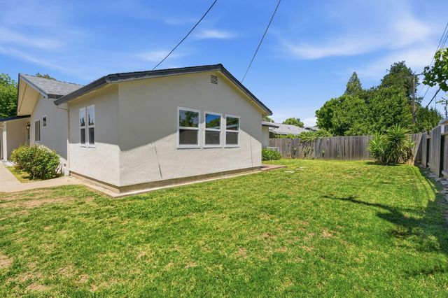 3445 Rosemont Dr, Sacramento, CA 95826