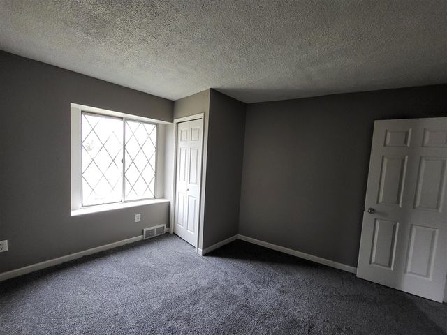 20304 E Eight Mile Road, Harper Woods, MI 48225