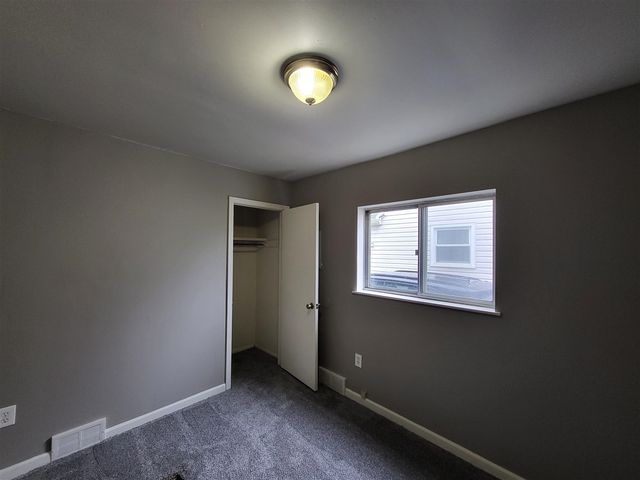 20304 E Eight Mile Road, Harper Woods, MI 48225