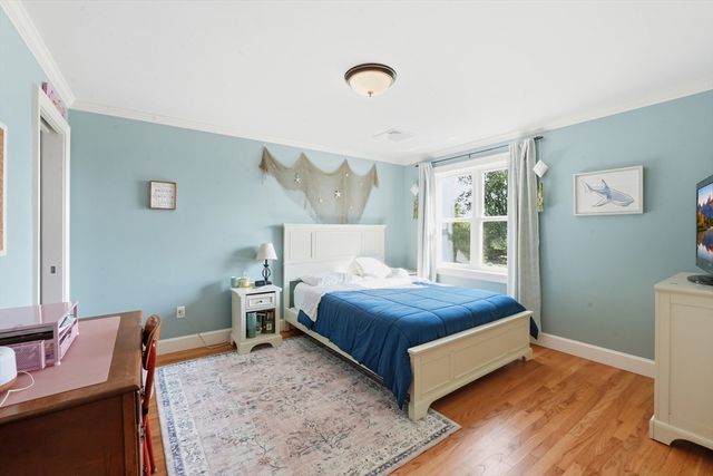 137 Ward St, North Brookfield, MA 01535