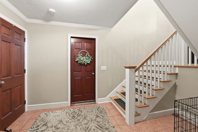 137 Ward St, North Brookfield, MA 01535
