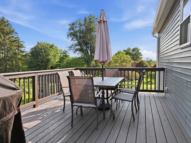 137 Ward St, North Brookfield, MA 01535