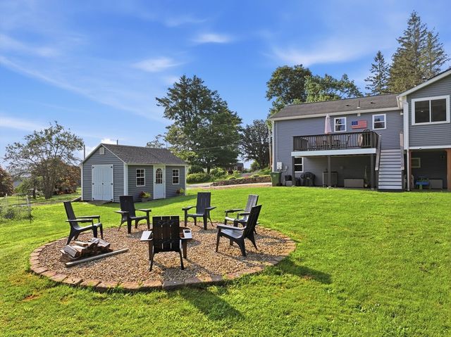 137 Ward St, North Brookfield, MA 01535