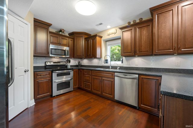 16316 Thunderbird Road, Huntertown, IN 46748