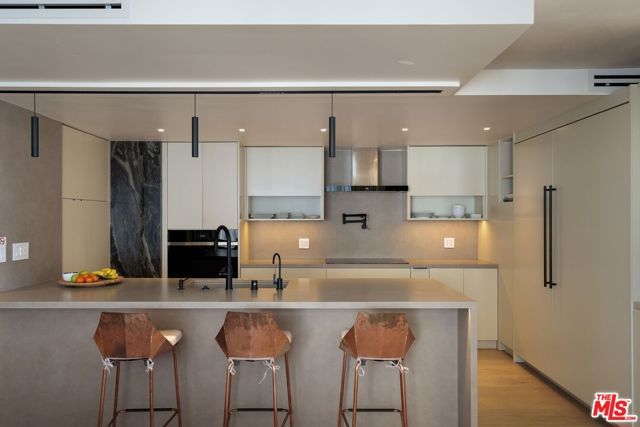 2170 Century Parkway 1206, Los Angeles, CA 90067