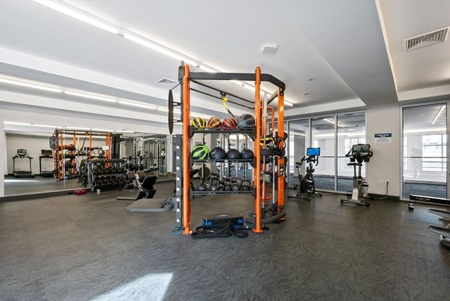 45 W 3rd St 406, Boston, MA 02127