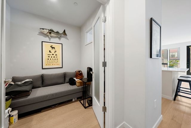 45 W 3rd St 406, Boston, MA 02127