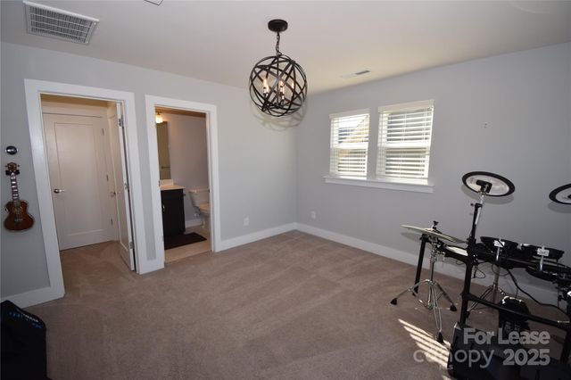 2813 Grand Union Way, Charlotte, NC 28209