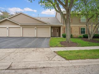 1104 Canterbury Court D, Elgin, IL 60120