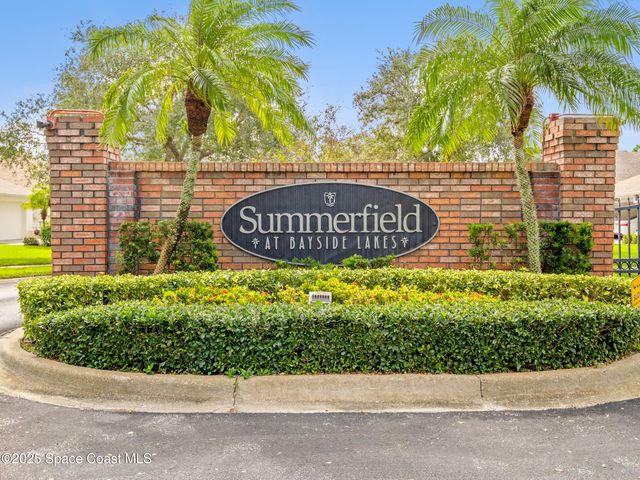 896 Yellow Wood Court SE, Palm Bay, FL 32909