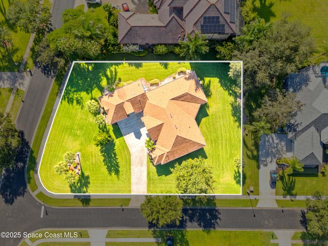 896 Yellow Wood Court SE, Palm Bay, FL 32909