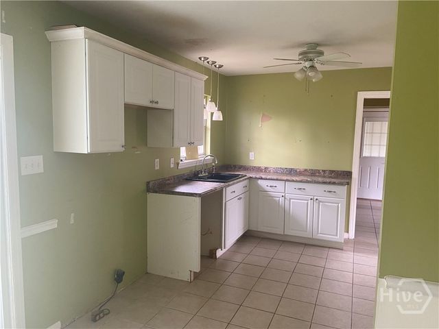 97 Bays Avenue, Savannah, GA 31408