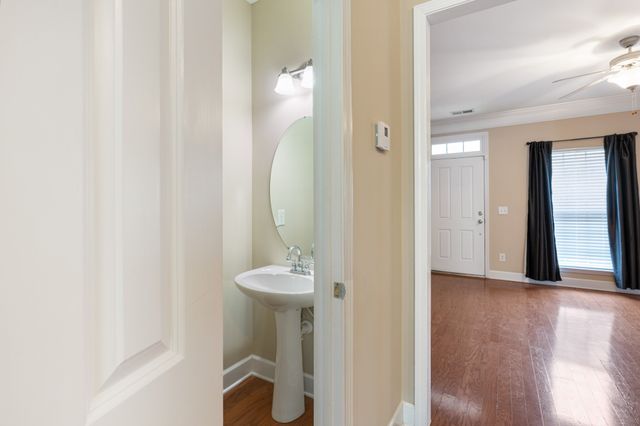 2327 Alteras Dr, Nashville, TN 37211