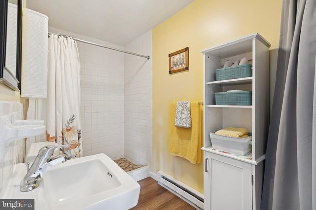 34 CHESTNUT LN, Bechtelsville, PA 19505