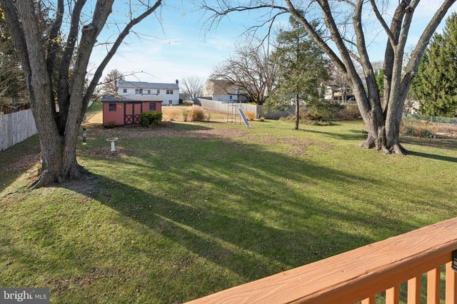 34 CHESTNUT LN, Bechtelsville, PA 19505