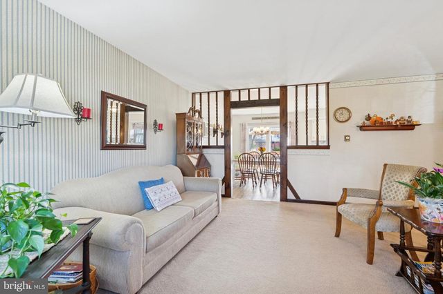 34 CHESTNUT LN, Bechtelsville, PA 19505