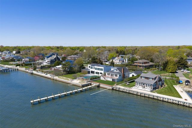 22 Laura Lee Drive, Center Moriches, NY 11934