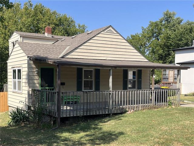 8020 Mercier Street, Kansas City, MO 64114