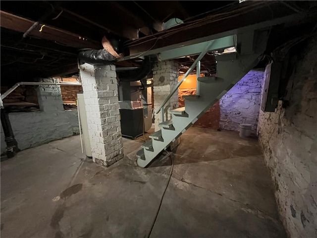 8020 Mercier Street, Kansas City, MO 64114