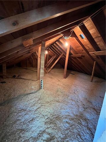 8020 Mercier Street, Kansas City, MO 64114