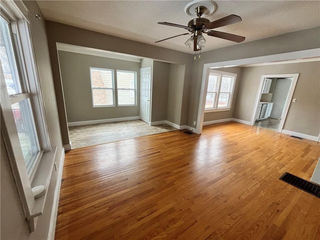 8020 Mercier Street, Kansas City, MO 64114