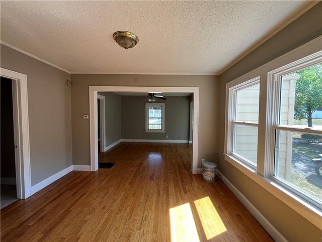 8020 Mercier Street, Kansas City, MO 64114