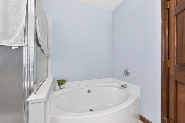 1825 Creekview Drive, Marysville, OH 43040