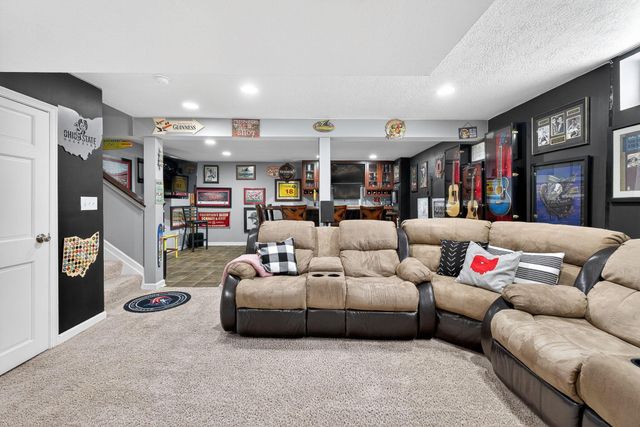 1825 Creekview Drive, Marysville, OH 43040