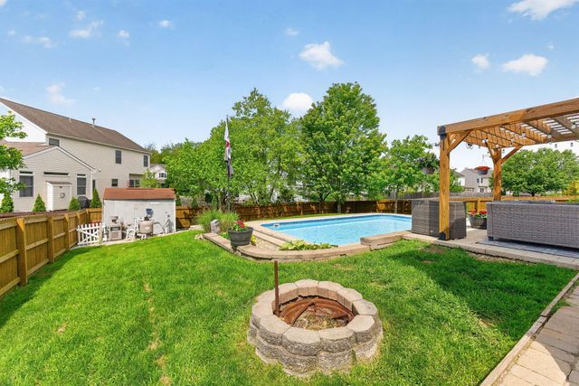 1825 Creekview Drive, Marysville, OH 43040