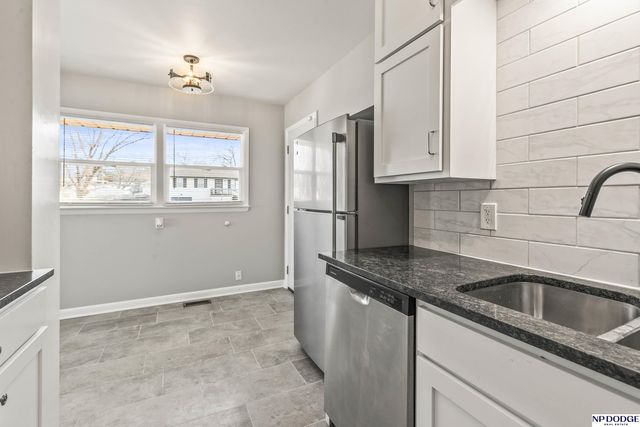 7736 Richmond Drive, Omaha, NE 68134